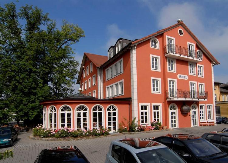 Hotel Koenigin Olga Ellwangen Exterior photo